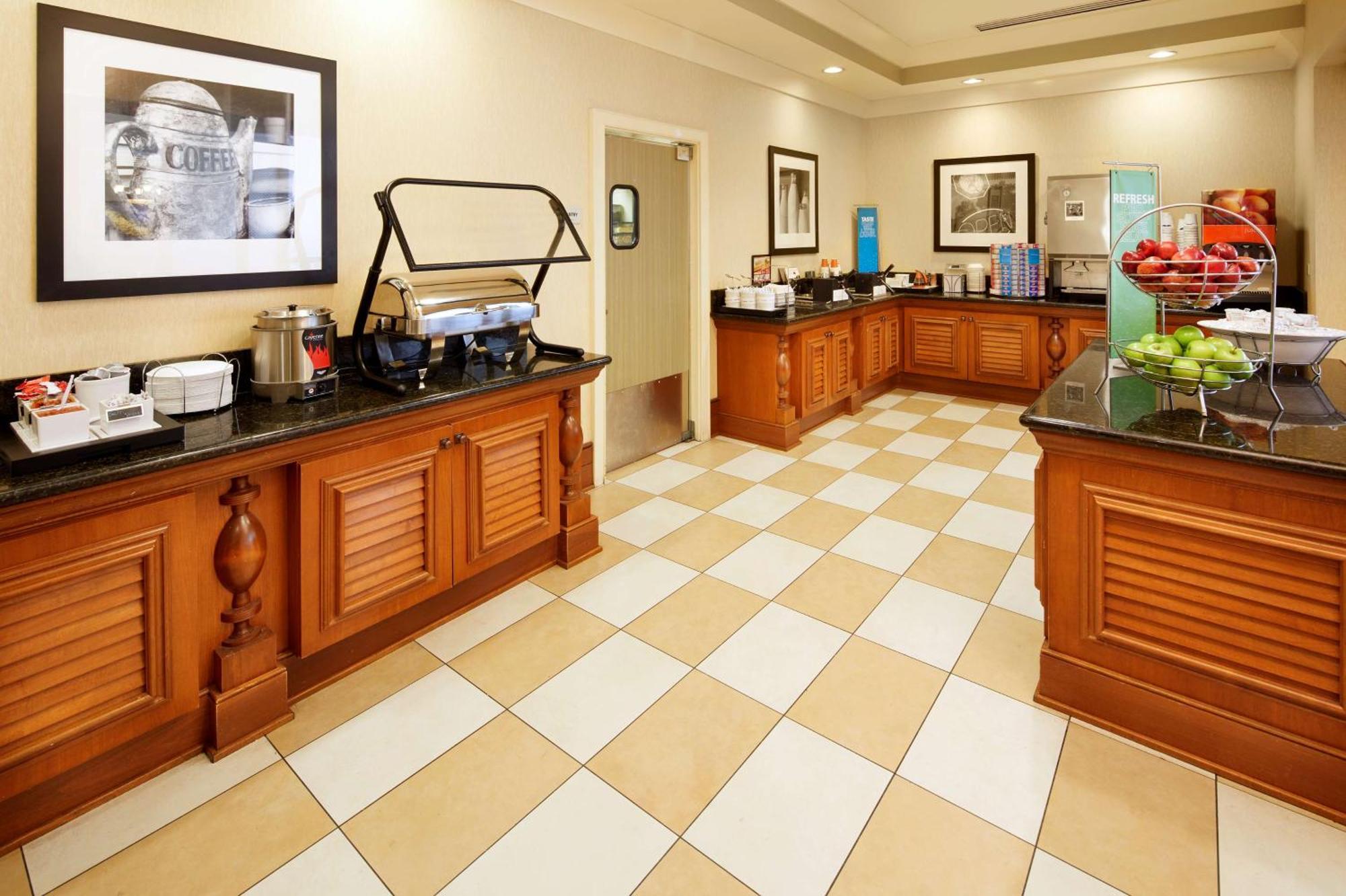 Hampton Inn&Suites Savannah/Midtown Buitenkant foto